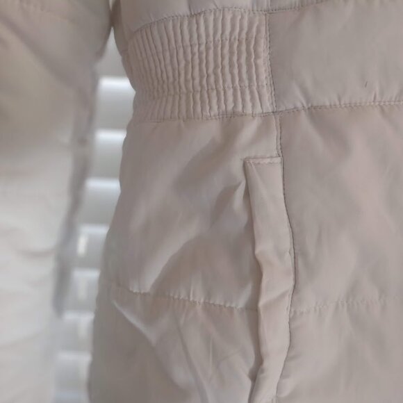 Aeropostale Women’s M White Puffer Jacket Faux Fur Hood Quilted Winter Coat - Picture 9 of 9